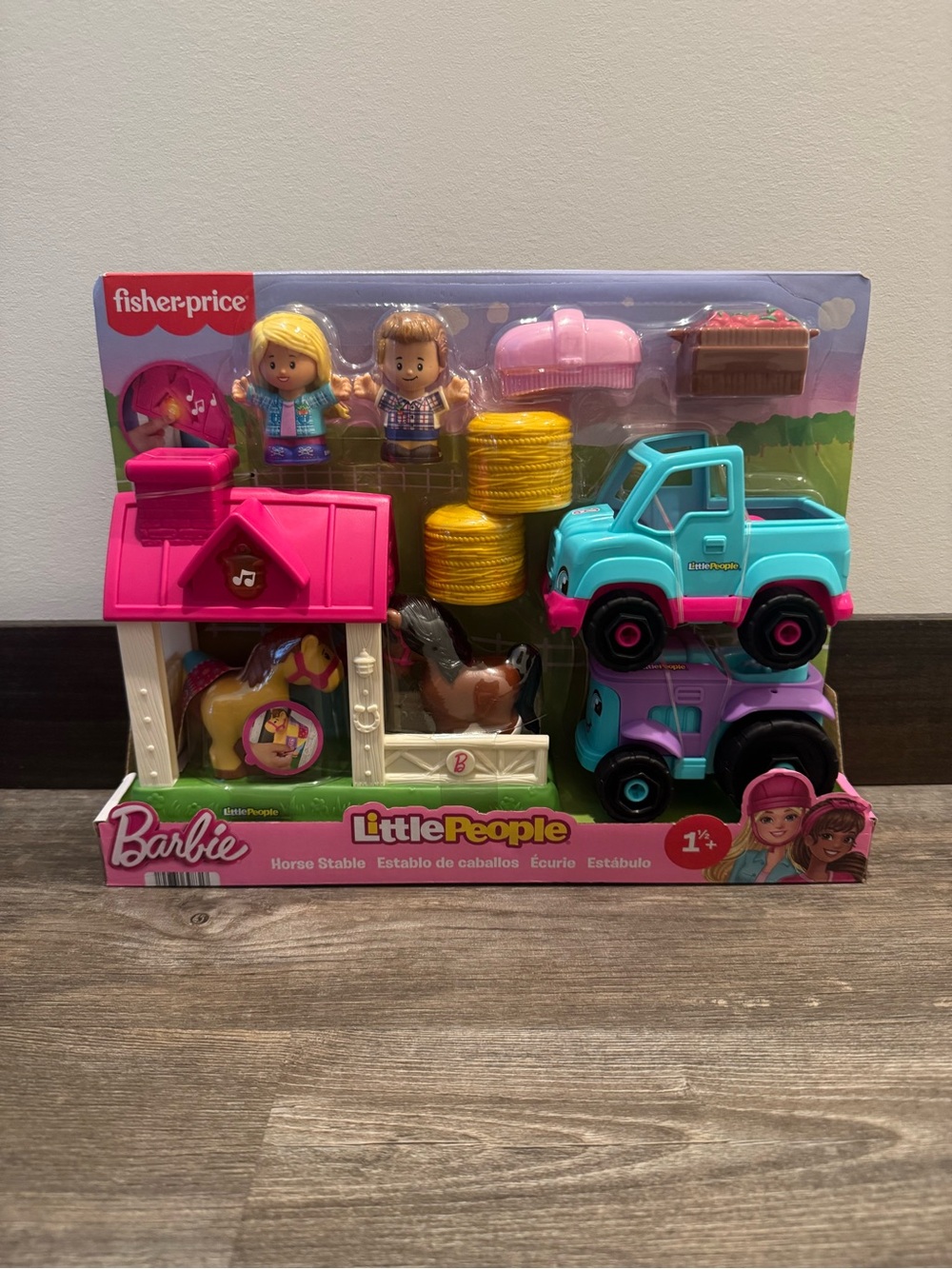 Little people Barbie horse stable
